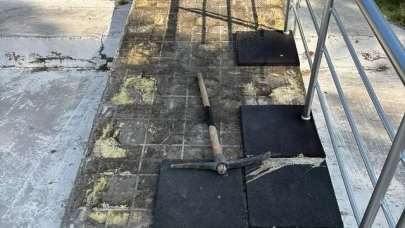 Köyceğiz Ekincik Mahallesi’nde Halı Saha ve İlkokul Yenilendi! Fen İşleri Müdürlüğü’nden Güvenli Oyun Alanları Hamlesi