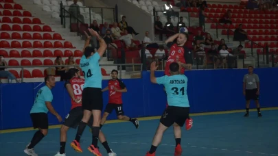 Köyceğiz Belediyesi Evinde Yıkıldı! Köyceğiz Ligdeki 2. Maglubiyetini Aldı: 28-25