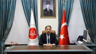 Diyanet İşleri Başkanlığı’na Prof. Dr. Safi Arpaguş Atandı: Ali Erbaş Görevden Alındı