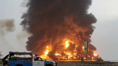 İsrail Gazze’den Sonra Yemen’i Vurdu: Hudeyde Limanı’na Hava Saldırısı Düzenlendi