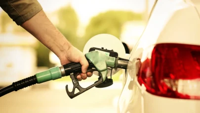 Benzine, Mazota, Motorine Zam mı Geldi! 26 Eylül 2025 Güncel Akaryakıt Fiyatları Ne Kadar Oldu?