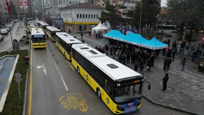 Otobüs Şoförü Maaşları 2025: Şehir İçi, Uzun Yol, Belediye ve Stajyer Şoför Ücretleri Ne Kadar Oldu?