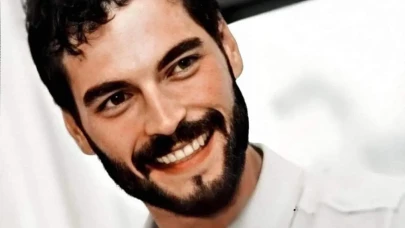 Veliaht Timur Kimdir? Akın Akınözü Kaç Yaşında, Aslen Nereli, Boyu Kaç, Hangi Dizilerde ve Filmlerde Rol Aldı?