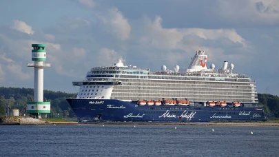Malta Bayraklı Mein Schiff 5 Kruvaziyeri Marmaris’e Demir Attı: 2 Bin 600 Yolcu Tarihi Mekanlarla Buluştu