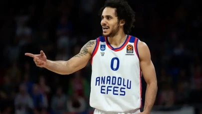 Shane Larkin Nereli, Kaç Yaşında? Hastalığı Ne, Aslen Nereli? A Milli Takım’ın Yıldızı Hakkında Merak Edilenler