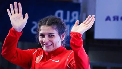Nesrin Baş Kimdir? Kaç Yaşında, Aslen Nereli, Boyu Kaç, Hangi Başarıları Var, Hangi Üniversitede Okuyor?