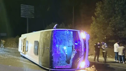 Muğla Menteşe’de Havalimanı Otobüsü Kaza Yaptı: Yaralılar var