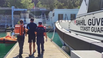 Fethiye Açıklarında Gezi Teknesinde Rahatsızlanan Vatandaşa Tıbbi Tahliye Gerçekleştirildi
