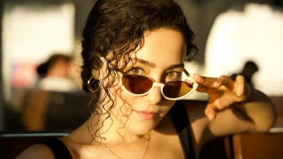 Sahtekarlar İrem Kimdir? Ezgi Kaya Kaç Yaşında, Nereli, Boyu Kaç, Hangi Dizilerde ve Filmlerde Rol Aldı?