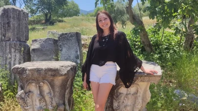 Sahtekarlar Gülten Kimdir? Nur Yazar Kaç Yaşında, Nereli, Boyu Kaç, Hangi Dizilerde Rol Aldı?