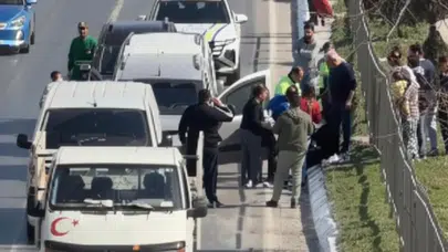 Milas 23 Nisan Bulvarı’nda 5 Araç Birbirine Girdi