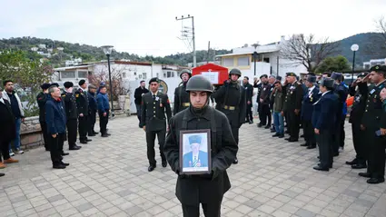 Bodrum’un Acı Kaybı: Kore Gazisi Ömer Damar Uğurlandı!