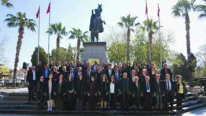 Milas’ta Avukatlar Günü: Atapark’ta Çelenk Sunma Töreni!