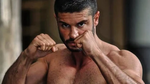 Berk Oktay Kimdir? Kaç Yaşında, Nereli, Boyu Kaç cm, Kilosu Kaç, Hangi Dizilerde Rol Aldı?