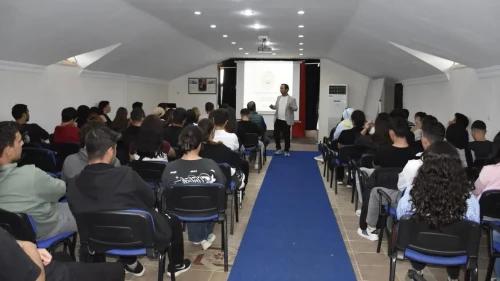 Köyceğiz MYO’da “Problem Çözme Becerisi” Semineri Düzenlendi