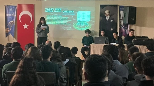 Köyceğiz Fen Lisesi’nde Genç Ar-Ge Konferansı Yapay Zekâ ve IoT Temalı Gerçekleşti