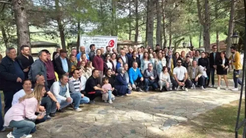 Karamanlılar Muğla’da Kahvaltıda Buluştu: Hemşehrilik Bağları Güçlendi