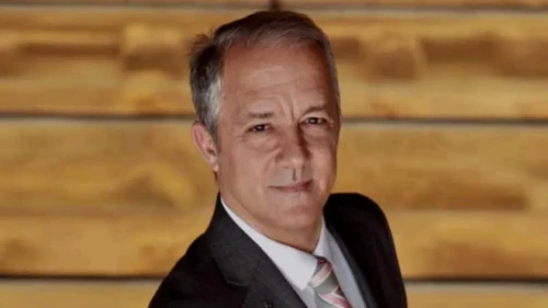 Murat Tomruk Kimdir? Kaç Yaşında, Nereli, Hangi Okullardan Mezun, Koç Holding’de Hangi Görevlerde Bulundu?