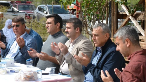 Kaymakam Mert Kumcu, Sultaniye’de Mevlüt Yemeğine İlçe Protokolüyle Katıldı