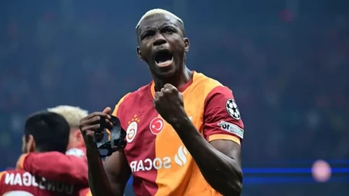 Galatasaray Liverpool’u 1-0 Mağlup Etti: Osimhen Tarihe Geçti, Uğurcan Devleşti