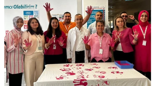 Köyceğiz Devlet Hastanesi’nde Meme Kanseri Farkındalık Etkinliği: “Dokun, Farket” Mesajı Verildi