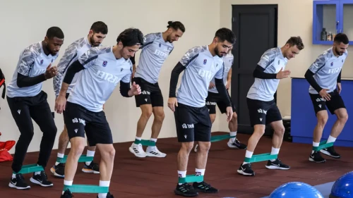 Trabzonspor Alanyaspor Maçı Hazırlıklarını Sürdürüyor! 6 İsim Antrenmanda Yer Almadı