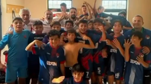 Düşbelen U14 Takımı Marmaris’i 4-1 Mağlup Etti! Yılmaz Erdoğan’ın Kurduğu Takım Deplasmanda Parladı