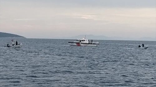 Bodrum’da Lastik Bot Kayalıklara Çarptı! 4 Kişi Yaralandı, Hayati Tehlike Yok