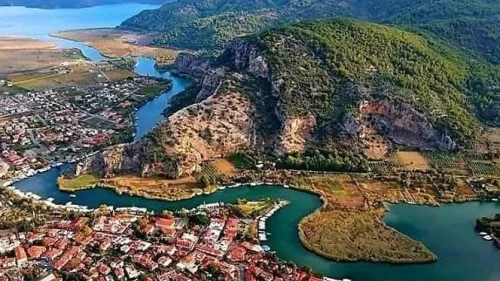 Köyceğiz Gölü: Dünyada Denizle Bağlantılı 7 Ayaklı Gölden Biri