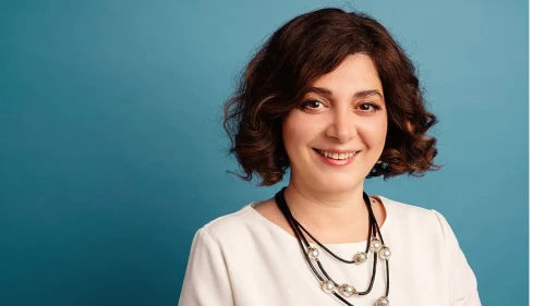 Halef Nergis Kimdir? Benian Dönmez Kaç Yaşında, Aslen Nereli, Boyu Kaç, Hangi Dizilerde ve Filmlerde Rol Aldı?