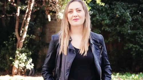 Çarpıntı Meryem Kimdir? Pınar Çağlar Gençtürk Kaç Yaşında, Aslen Nereli, Boyu Kaç, Hangi Dizilerde ve Filmlerde Rol Aldı?
