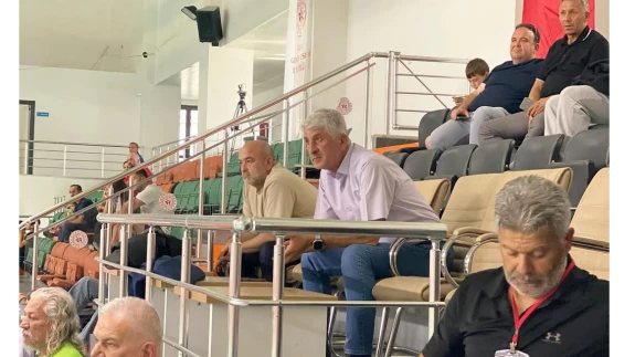 Köyceğiz’de Adventure Erkekler Süper Ligi Heyecanı: Başkan Ali Erdoğan Tribünde Takımına Destek Verdi
