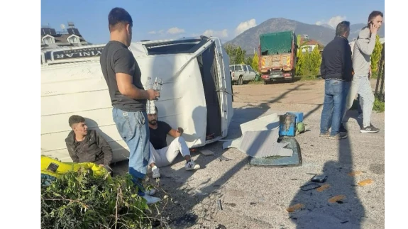 Fethiye’de Feci Trafik Kazası: Yaralılar var (KAZA VİDEOSU)