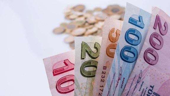 Yeni Asgari Ücret İçin İlk Rakam Geldi: 26.524 TL – 27.630 TL Arası!