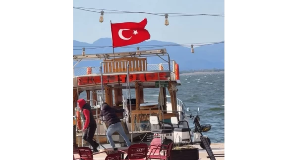 Köyceğiz’de Fırtına Etkili Oldu: Tekne Sahipleri Zor Anlar Yaşadı