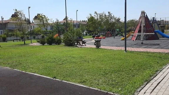 Köyceğiz Belediyesi’nden Parklar, Düğün Salonları ve Çevre Genelinde Yoğun Temizlik Seferberliği