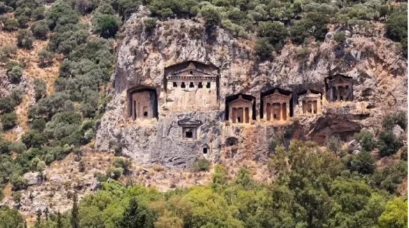 Başlıksız mezarlık davası: Köyceğiz'de yıllardır süren arsa krizi yeniden gündemde
