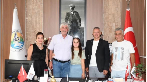 Köyceğiz'in Gururu Elif Oral’dan Türk Devletleri Özel Sporcular Spor Oyunlarında 3 Altın Madalya
