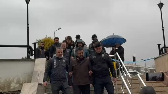 Muğla’da yer yerinden oynadı: Sahte hesapla şantaj çetesine dev operasyon!