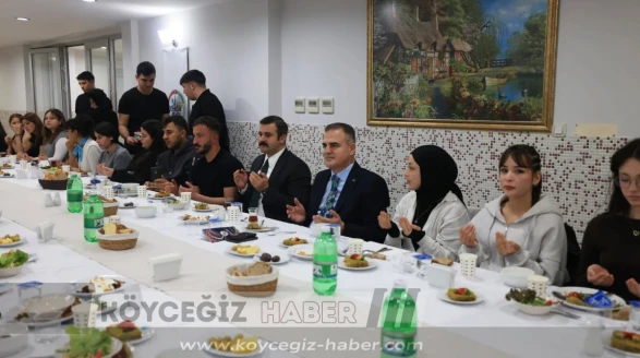 Vali Akbıyık Köyceğiz'de Gençlerle İftarda: "Gücümüz Sizsiniz"