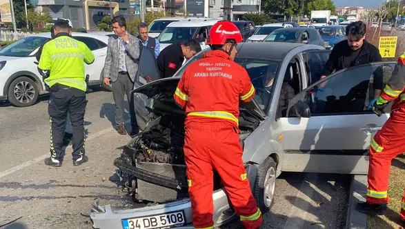 Fethiye Adliye Kavşağında Zincirleme Kaza: Can Pazarı Yaşandı