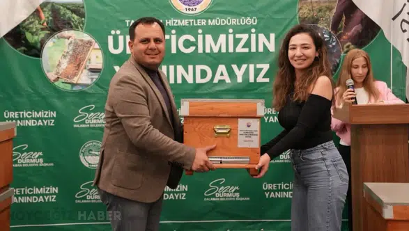 Dalaman’da Genç Arıcılara Destek: Ücretsiz Kovan Dağıtıldı