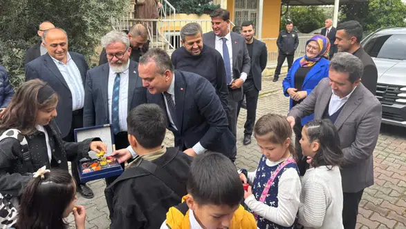 Fethiye Kaymakamı Fatih Akkaya Çocuklarla Bayramlaştı!