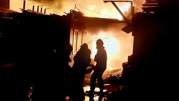 Bodrum Ortakent’te Korkutan Yangın: 3 Konteyner Kül Oldu