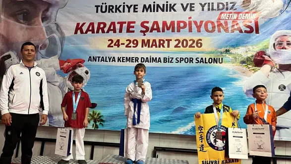 Menteşe'nin Gururu: 6 Ayda Türkiye Karate Şampiyonu Oldu!