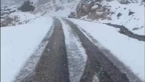 Muğla’nın Şaşırtan Yüzü: Seydikemer’de Nisan Ayında Kar Sürprizi!