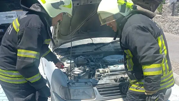 Marmaris'te Araç Yangını: Paniğe Neden Oldu
