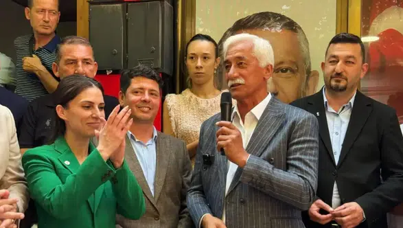 Ula Belediye Başkanı Mehmet Caner Parti Değiştirdi