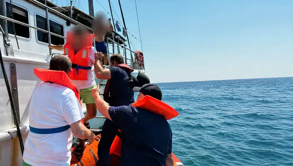 Marmaris'te Gezi Teknesi Karaya Oturdu!