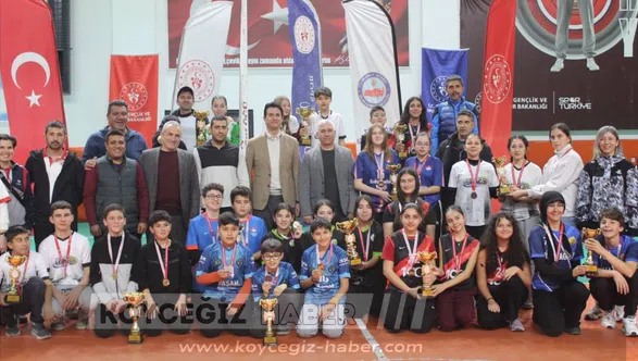 Köyceğizli Gençler Floor Curling'de İle Damga Vurdu!